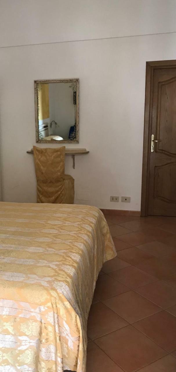 Bed and Breakfast La Mammola Positano Exterior foto